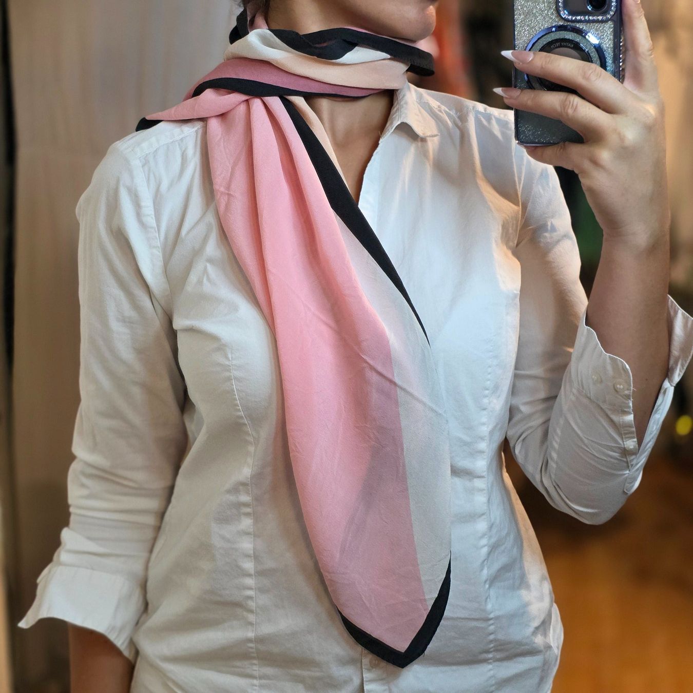 Foulards & écharpes: Seidentuch 100% Seide Handrolliert Rosa Schwarz – D'occasion à Wald ZH par CapLux 1