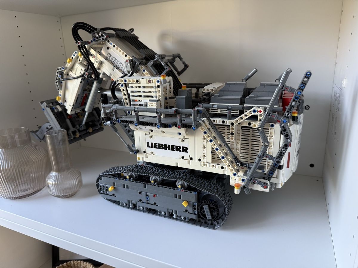 Lego Kit di costruzioni: LEGO Technic Liebherr 9800 42100 Excavator, monté, parfait é – Usato da Bulle venduto da fra_7wng 3