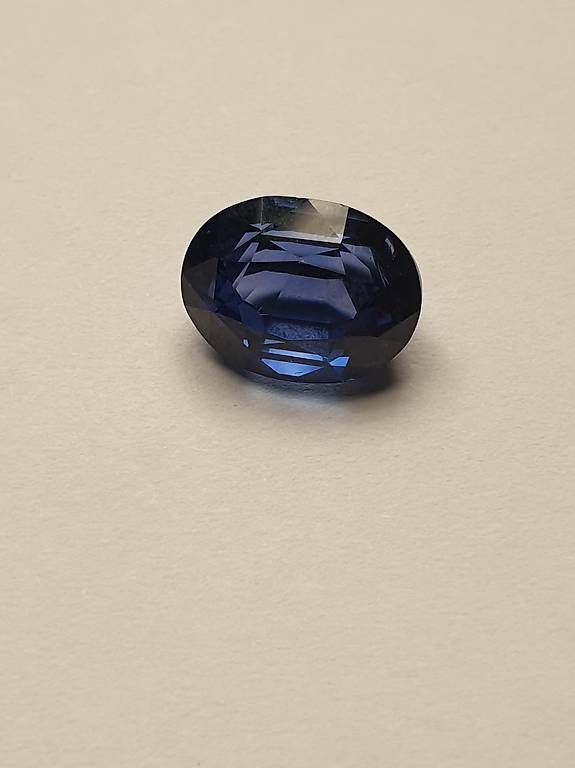 Pietre preziose: Saphir bleu royal du sri lanka – Usato da Vernier venduto da cas_d8yw 1