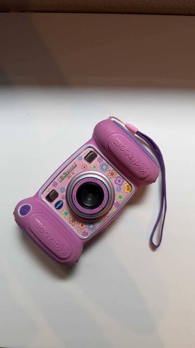 Vtech Giocattoli: Digitalkamera VTech Kidizoom Duo rosa – Usato da Zufikon venduto da HappySelling