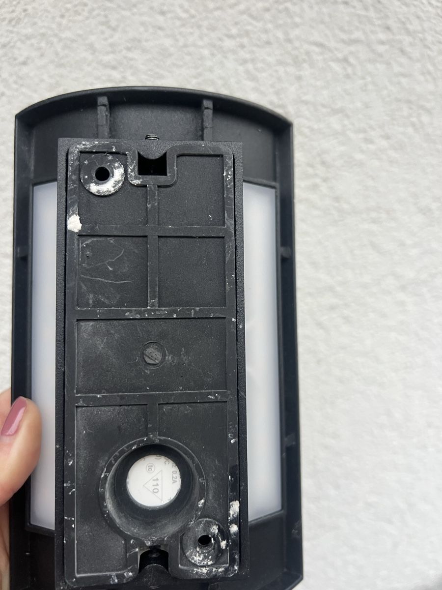 Lampade: Outdoor Aussenwandleuchte Kunststoff Anthrazit – Usato da Schönenberg ZH venduto da Bosh 2