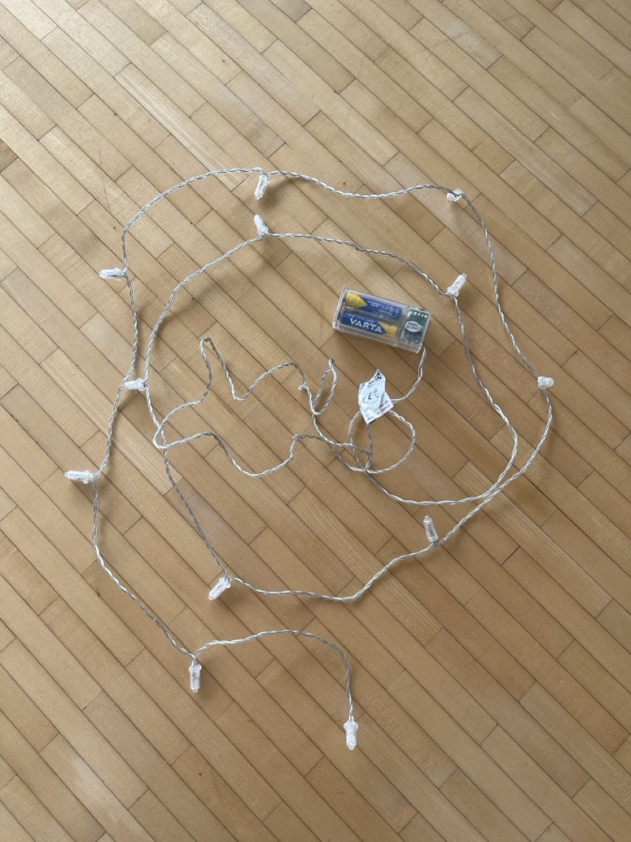 Ikea Ghirlande e barre luminose: Lichterkette mit Batteriebox von Ikea, 3 Meter lang – Usato da Zürich venduto da lyn_tqp5