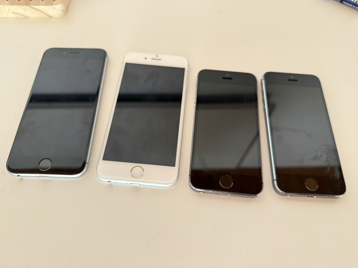Apple Handys / Smartphones: Alte IPhone‘s ab 1 CHF – Defekt aus Bettwiesen von Maori6 1