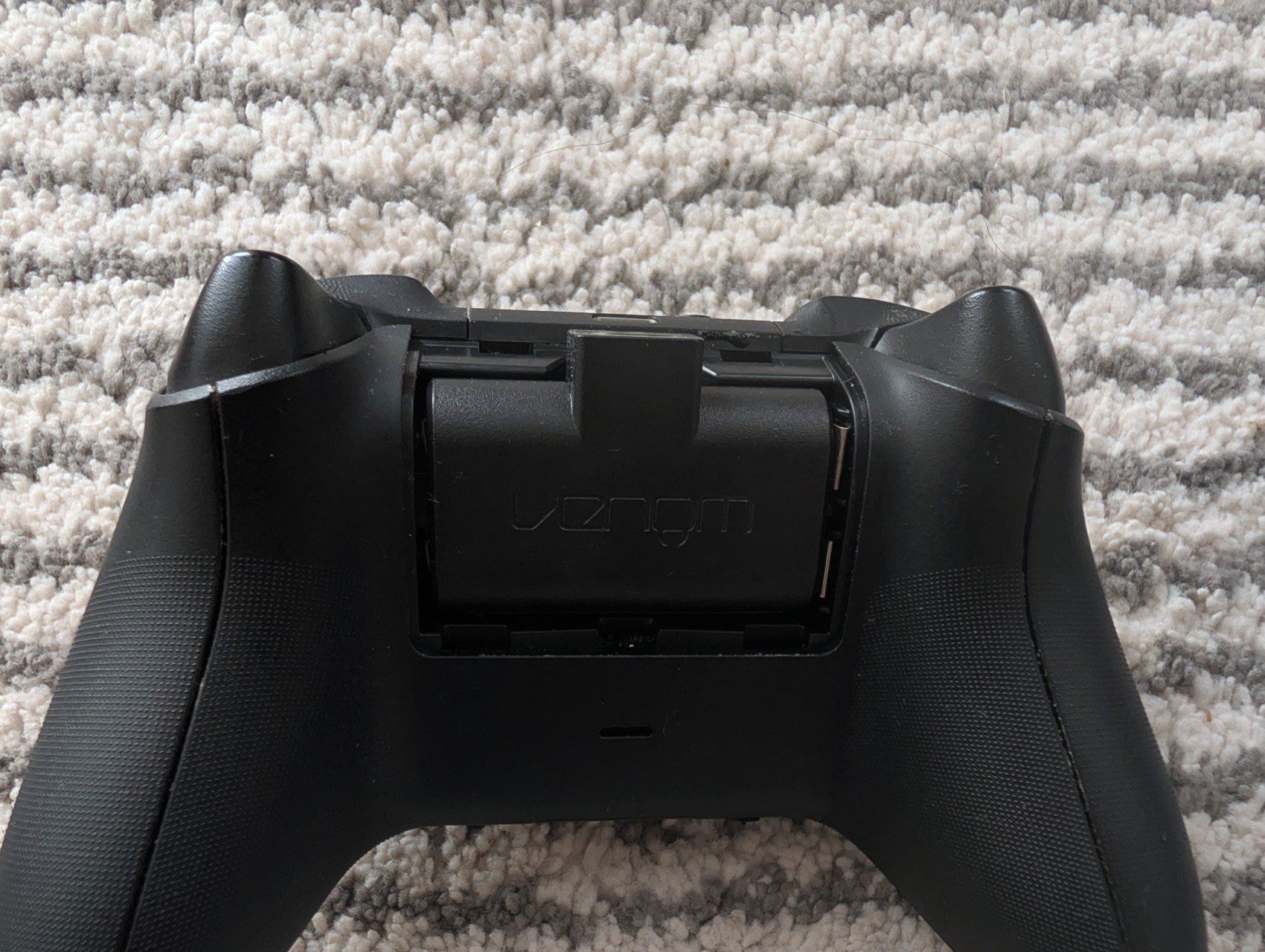 Microsoft Controller: Xbox Controller Series S/X + Batterie Extension Pack x 2 – Gebraucht aus Bern von knuspersnack 4