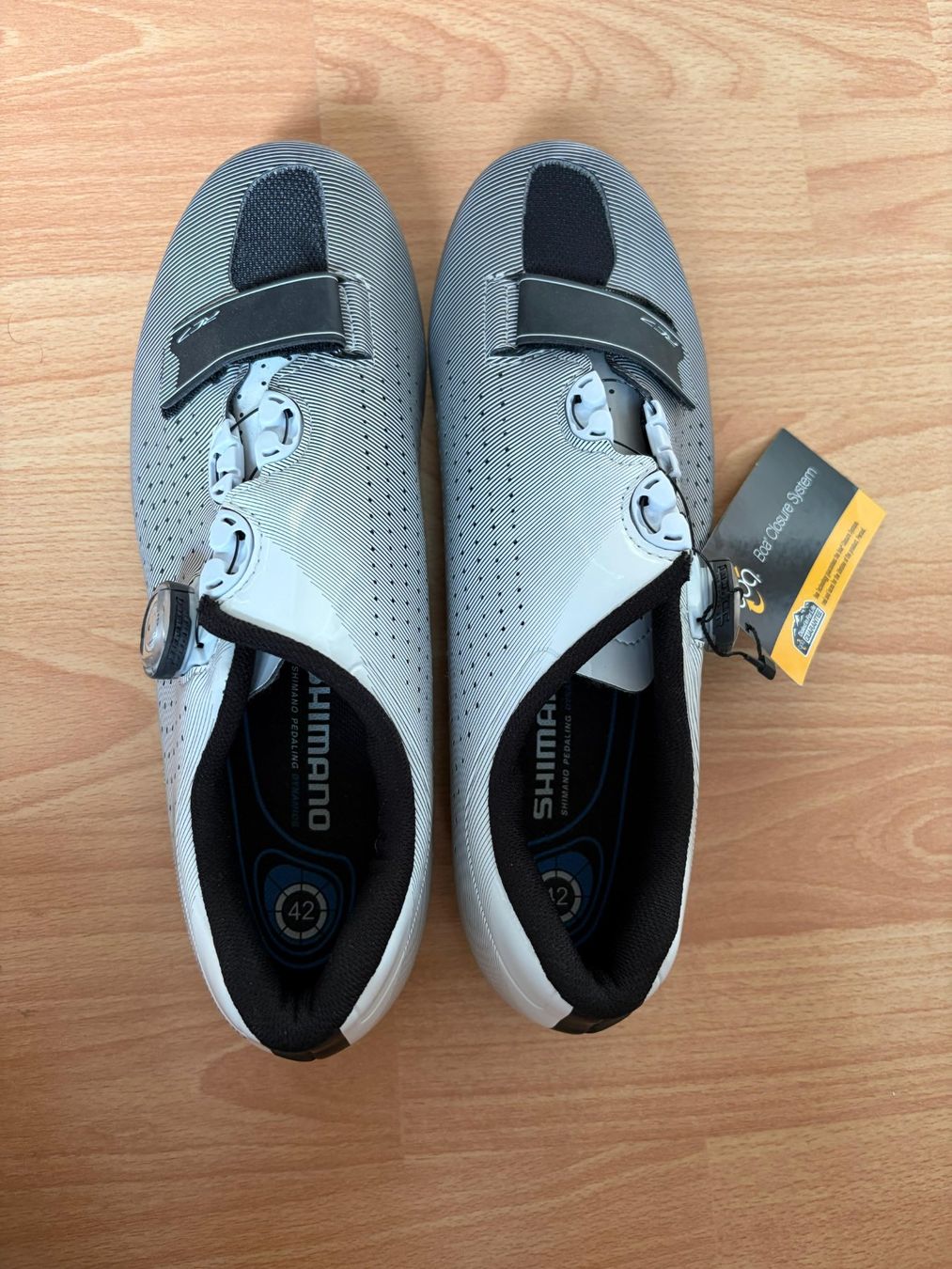 Shimano Scarpe da uomo: Shimano SH RC700 S W - size 42 – Nuovo e nell'imballaggio originale da Zürich venduto da quellocinese 1