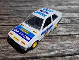 Ford Escort XR3 Modellauto weiss mit Werbung