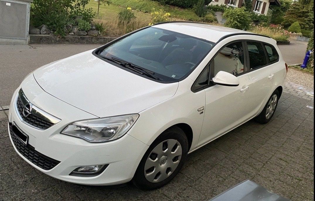 Opel Autos: Opel Astra mieten  – D'occasion à Wildegg par for_5r98