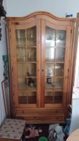 Vitrine Pinienholz massiv mit Glastüren