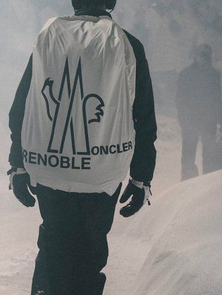 Moncler Zaini: Moncler retroreflektierend Rucksack /  sac à dos – Usato da Collonges venduto da arashee 3