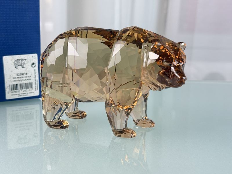 Swarovski Statuette: Swarovski SCS Bär Arcadia 2017 – Nuovo e nell'imballaggio originale da Vaduz venduto da SVL 2