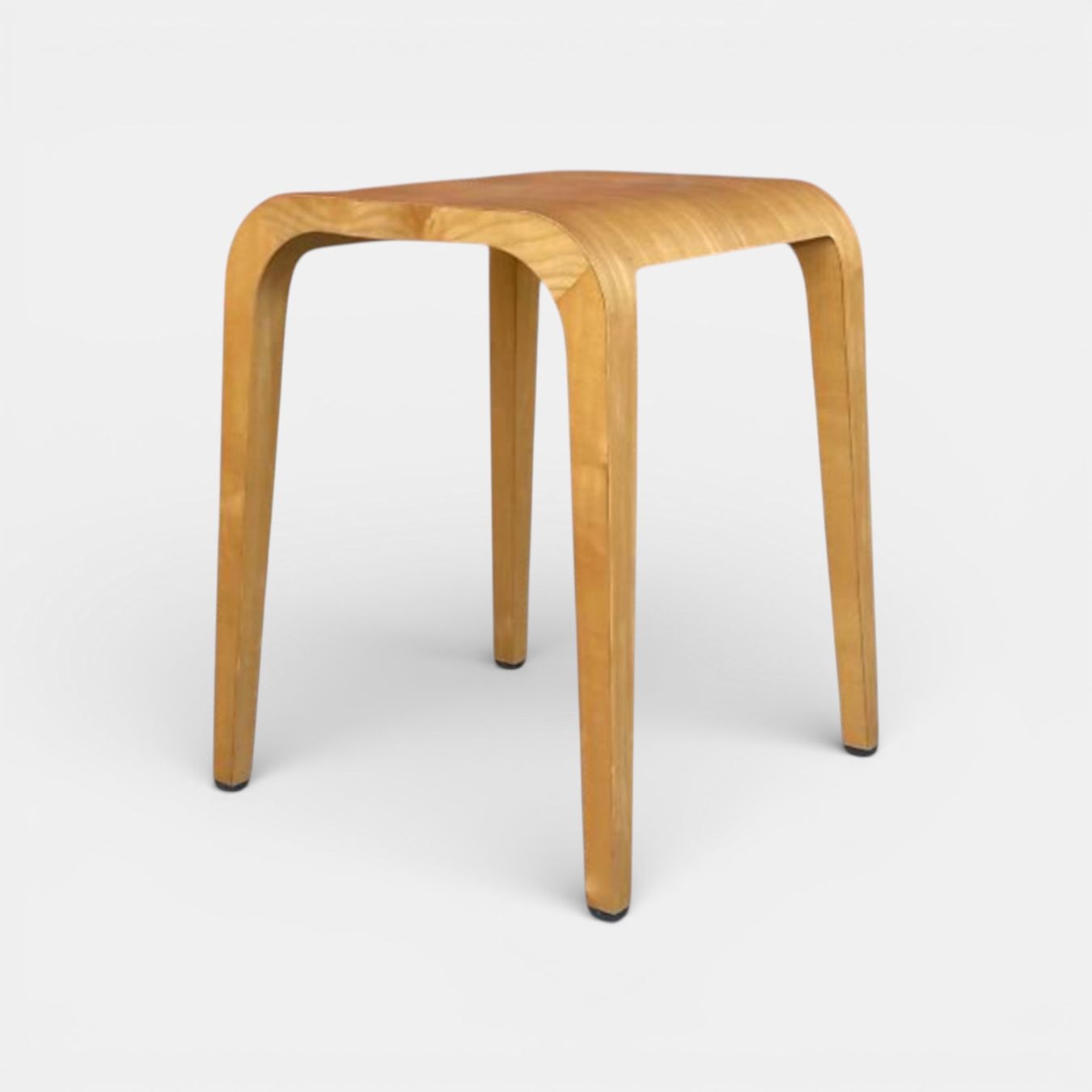 Alias Sgabelli: Alias Laleggera Stool 310 // Riccardo Blumer – Usato da Schinznach-Dorf venduto da mix