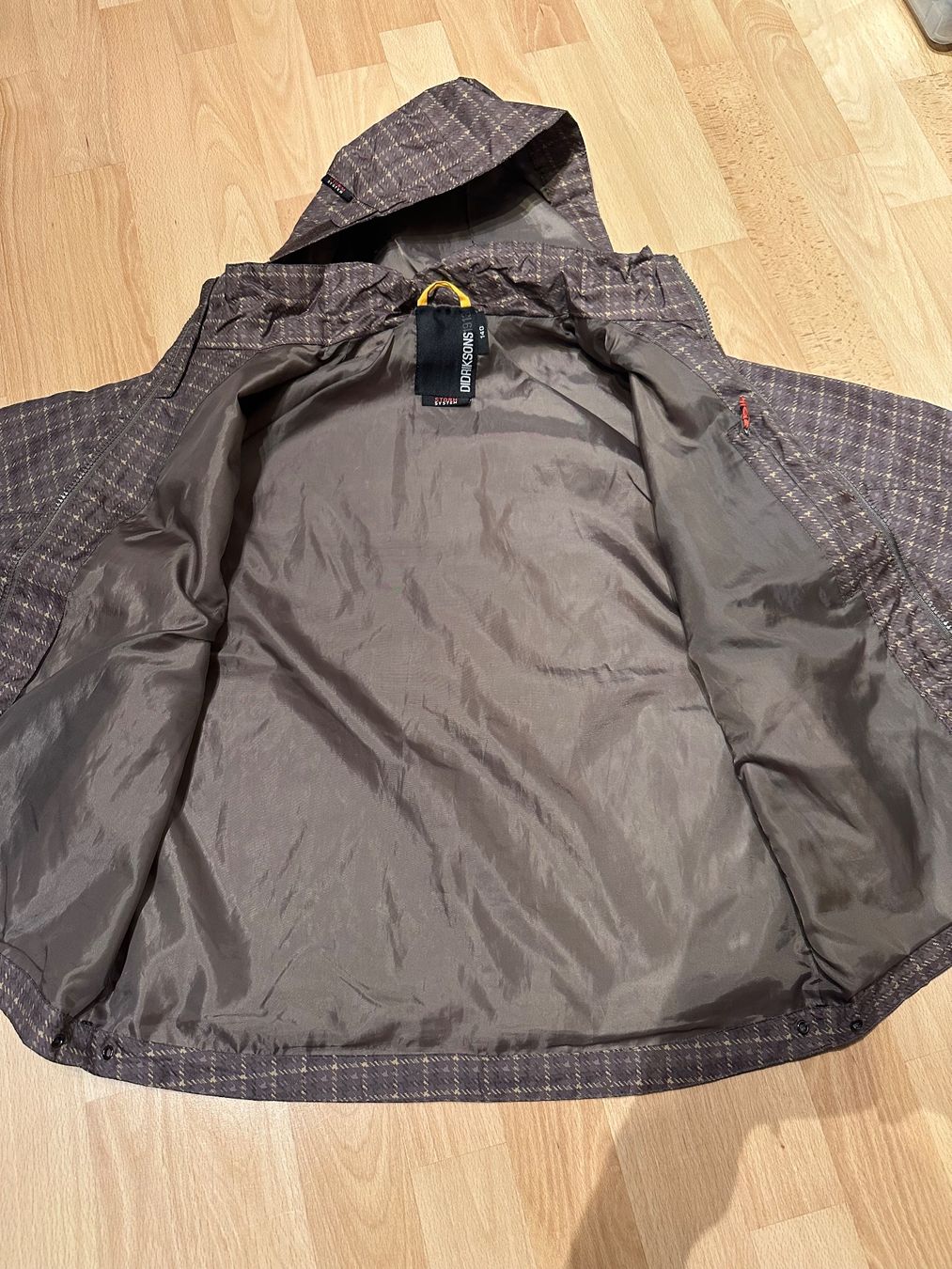 Didriksons Giacche & Cappotti: Jacke / Windjacke Didriksons Gr. 140 – Usato da Uetendorf venduto da Gar_9pvy 4