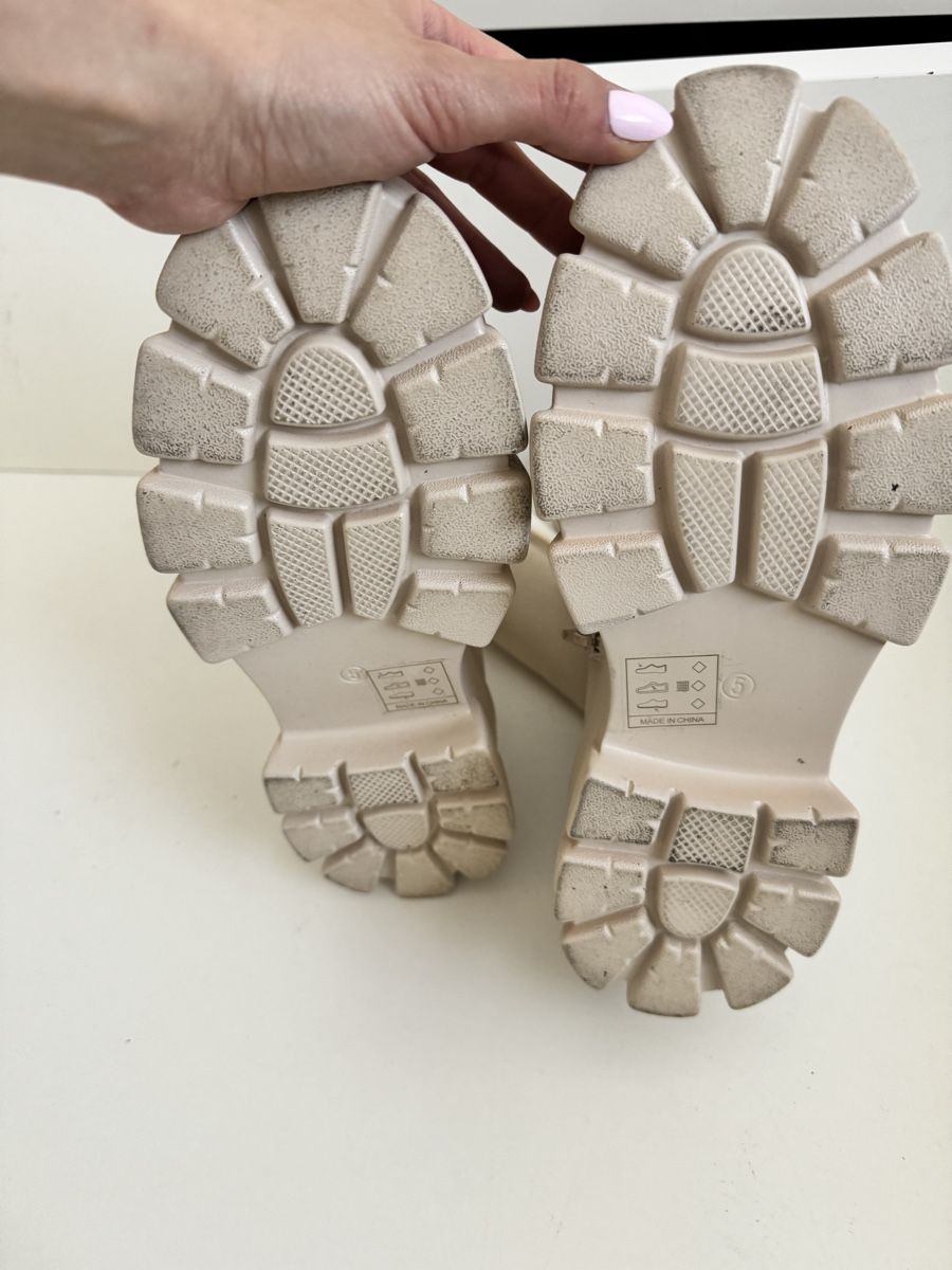 Scarpe da donna: Boots Beige Gr.  38 – Usato da Dübendorf venduto da RPU97 1