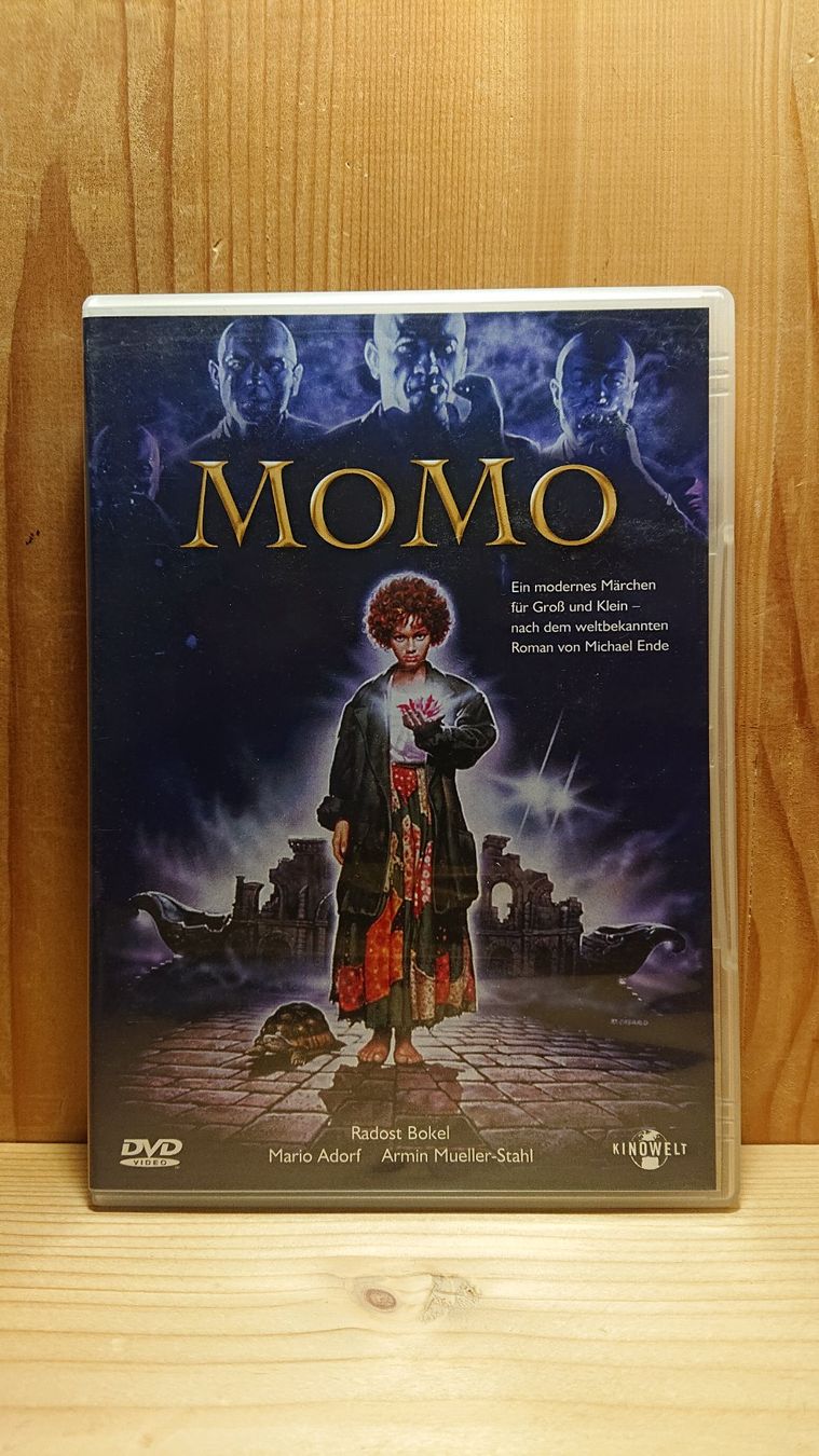 Tutti i DVDs: MOMO DVD mit Radost Bokel von Michael Ende – Usato da Wilderswil venduto da Exebub