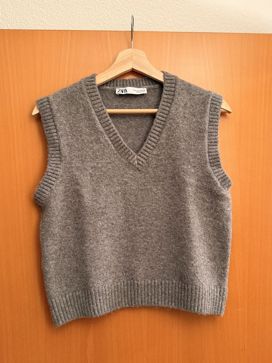 Zara Pulls & Sweat-shirts: Pullunder Grösse S – D'occasion à Mörschwil par Seegurke18