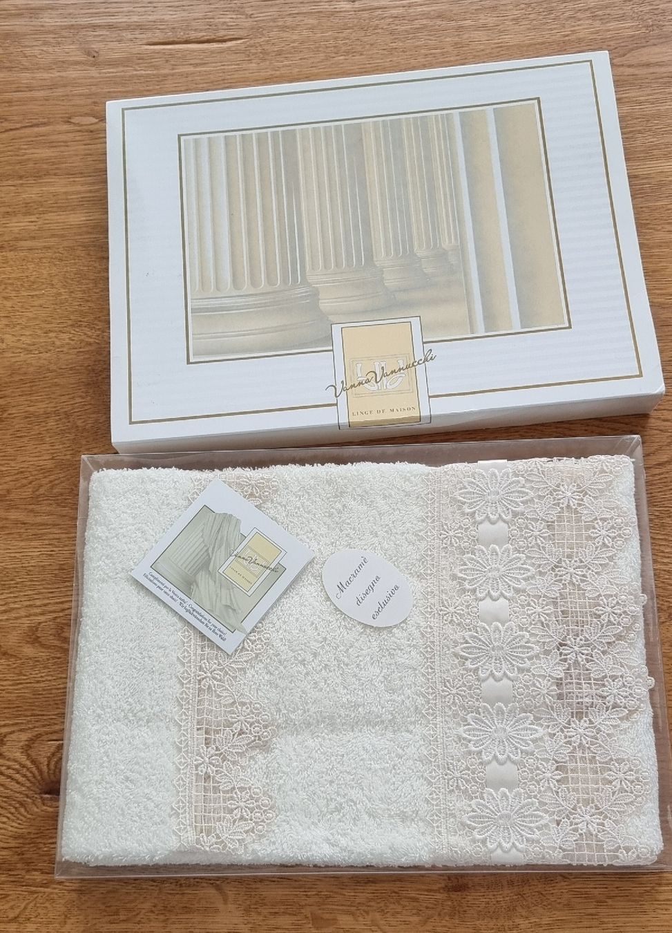 Badetücher: Frotte Set – Neu und originalverpackt aus Frauenfeld von Bleeddragon