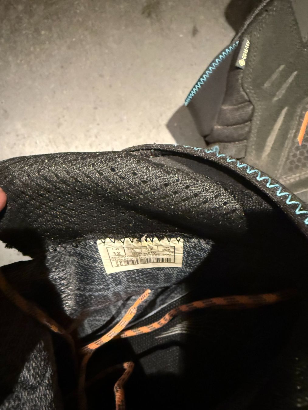 Lowa Herrenschuhe: Wanderschuhe – Gebraucht aus Uetikon am See von DTwerenbold 2