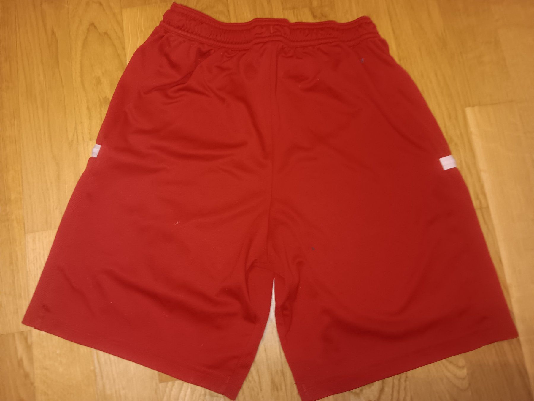 Adidas Hosen: Kurze Adidas Shorts,Gr. L – Gebraucht aus Oftringen von joa_bbm2 2