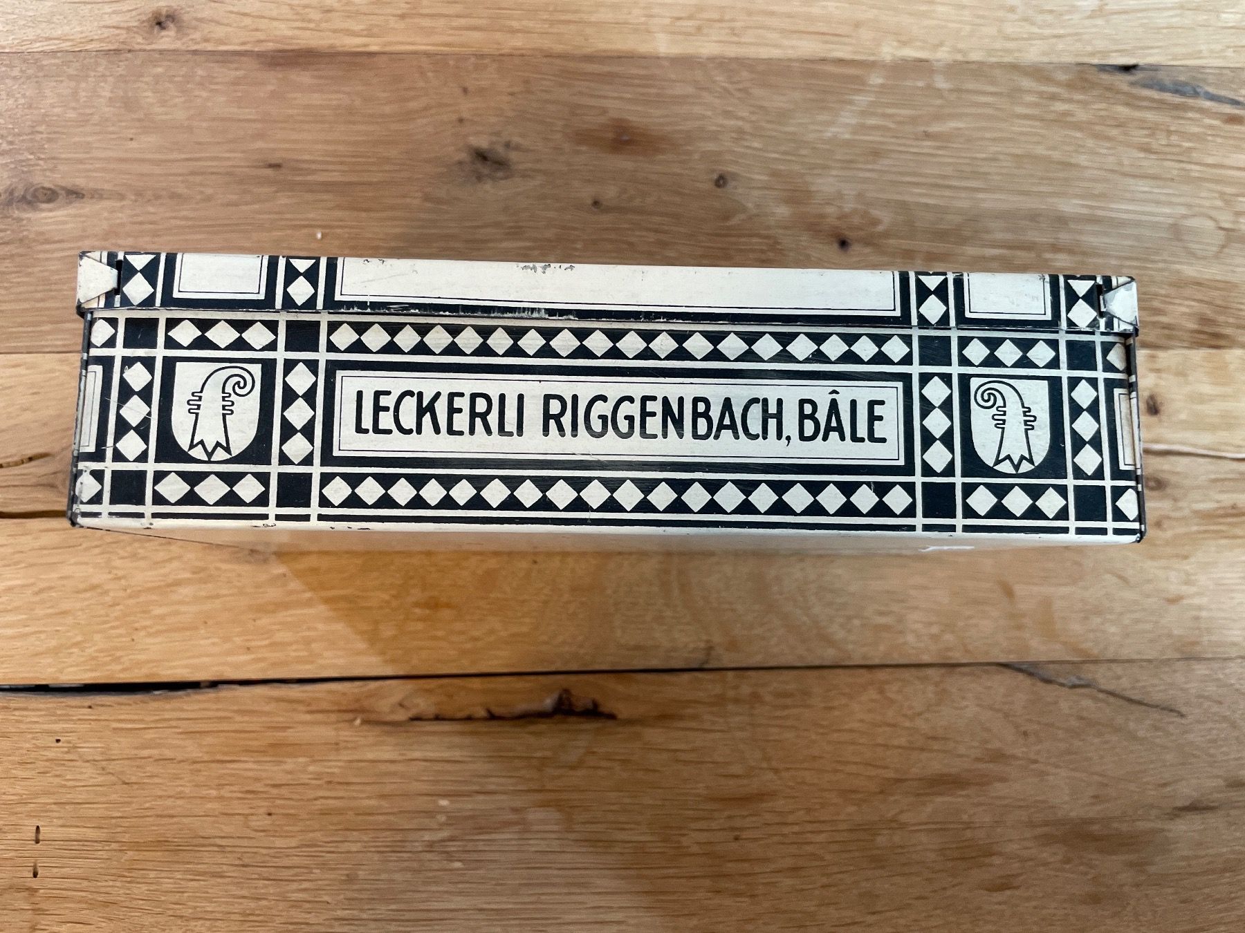 Pots: Leckerli Riggenbach Basel antike Blechdose – D'occasion à Winterthur par cheerio97 4