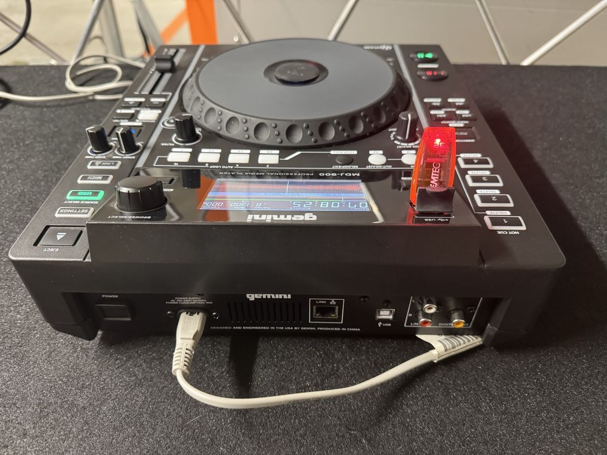 Console di mixaggio: Gemini MDJ-900 Media Player professionell – Usato da Ehrendingen venduto da Sansav 2