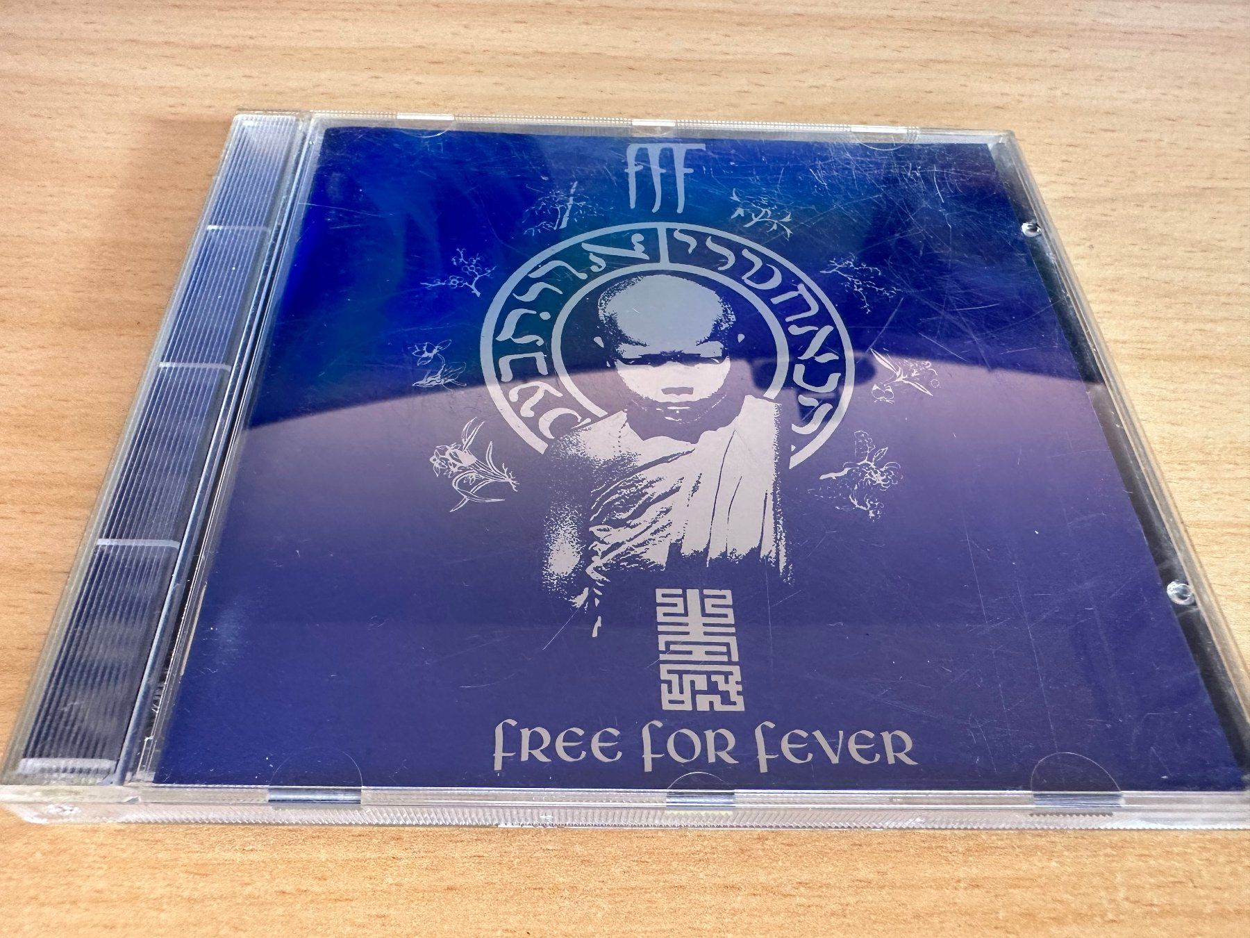 CD: FFF – Free For Fever – Usato da Rikon im Tösstal venduto da Alpenmutz