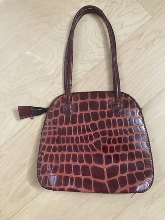 Verkaufe Damenhandtasche aus Leder