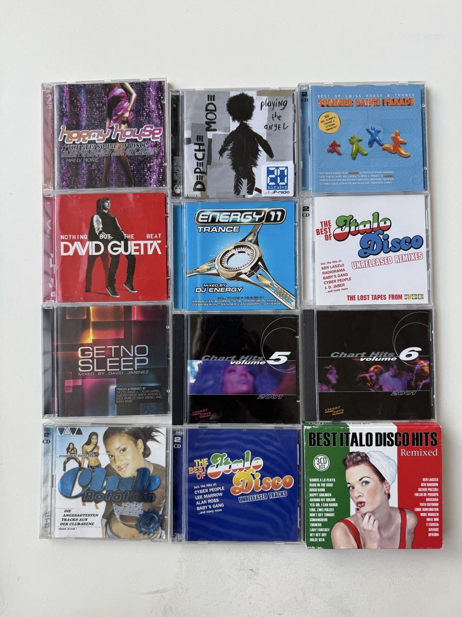 CD: CD Compilation: Various Artists Techno 12 CDs guter Zustand – Usato da Zürich venduto da Nobs1 1