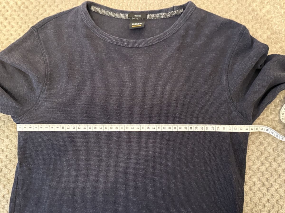 T-Shirts: Maglia BOSS blu Navy  – Gebraucht aus Geroldswil von Franciii- 1