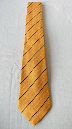 Cravate Valentino jaune/orange à rayures neuve