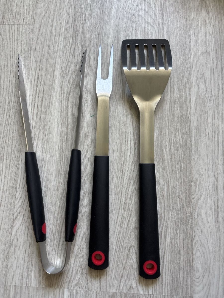 Set di posate: Neues Grill Zubehör  – Nuovo (secondo la descrizione) da Kriens venduto da frubyrato 1