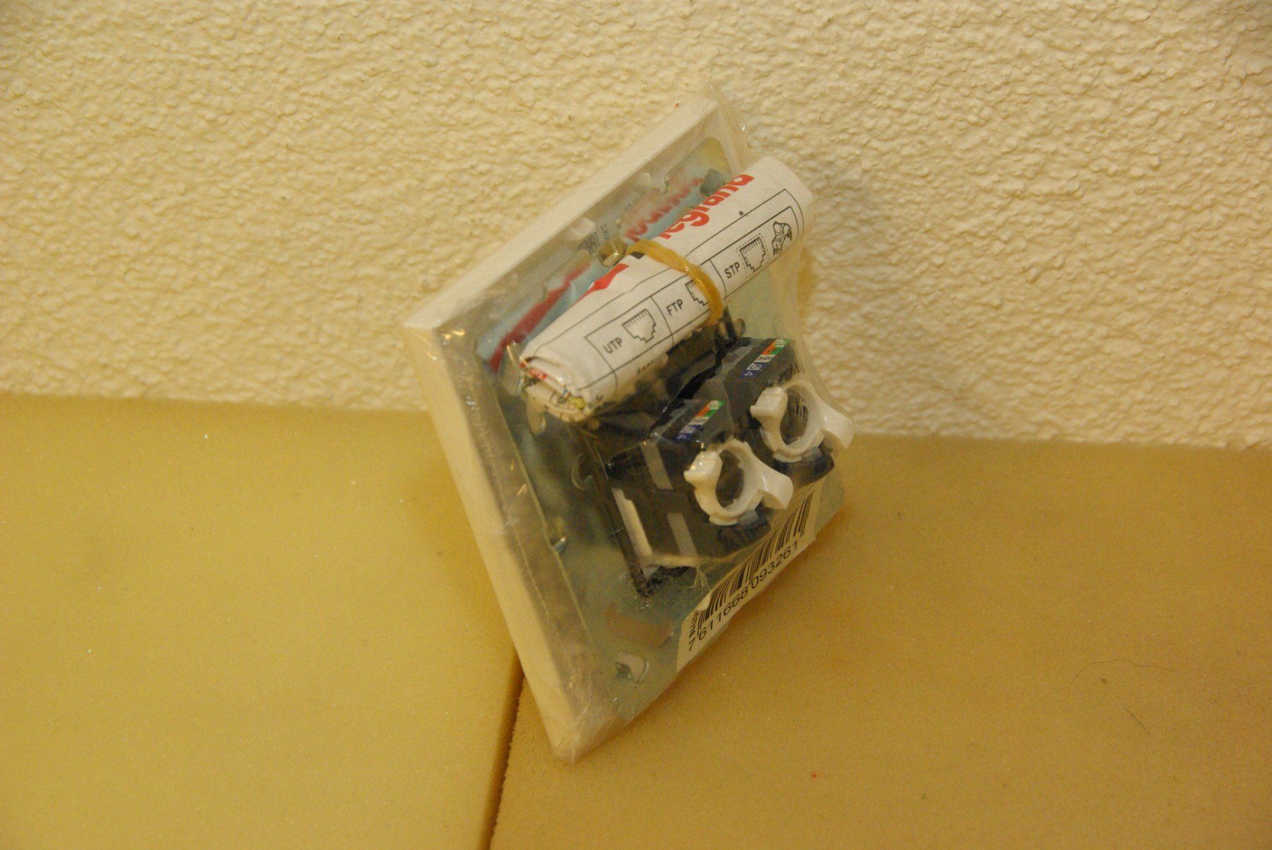 Legrand Stecker: Legrand Arteor UP-RJ Dose, weiss – Neu und originalverpackt aus Herisau von Cevianer1844 3