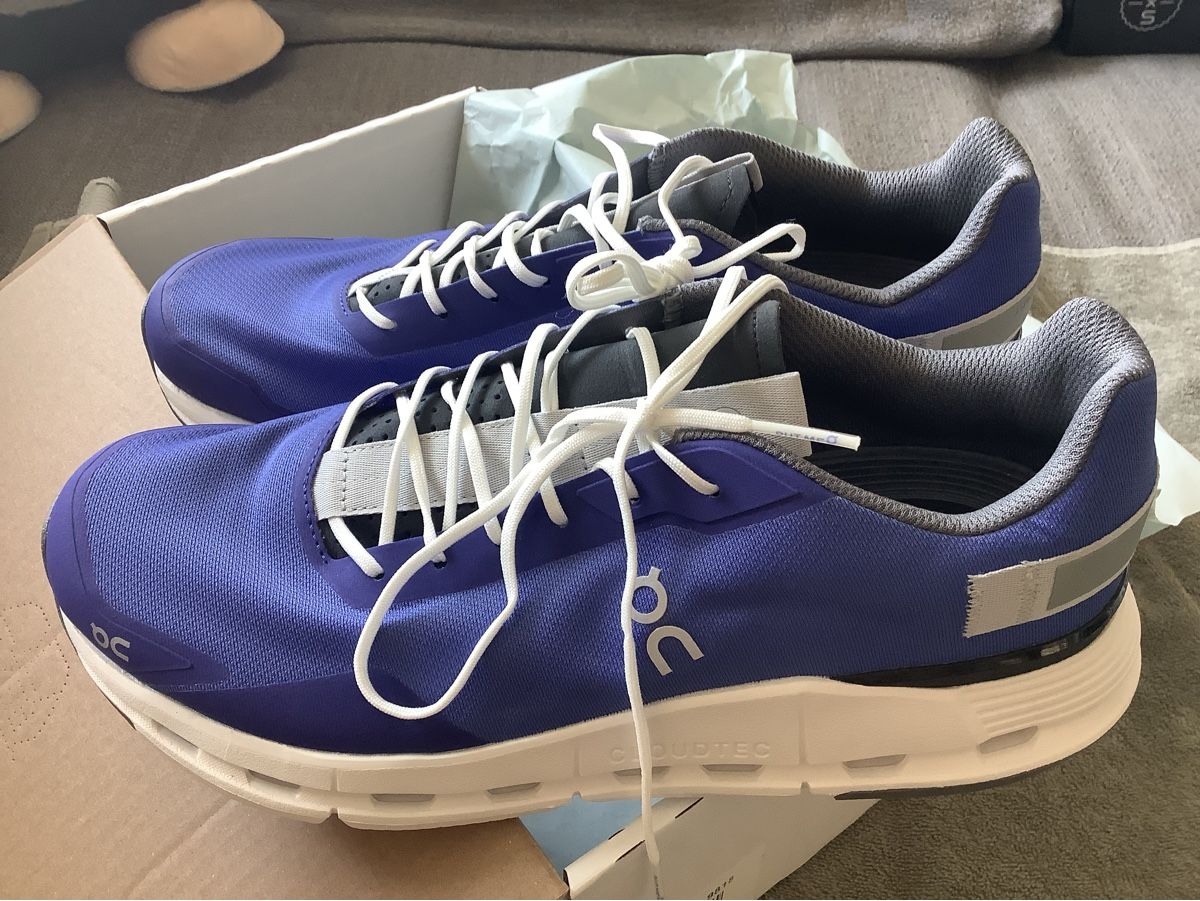 On Herrenschuhe: ON Cloudnova Form Gr 44,5 - Neu ungetragen Original – Neu und originalverpackt aus Wetzikon ZH von Uturn4