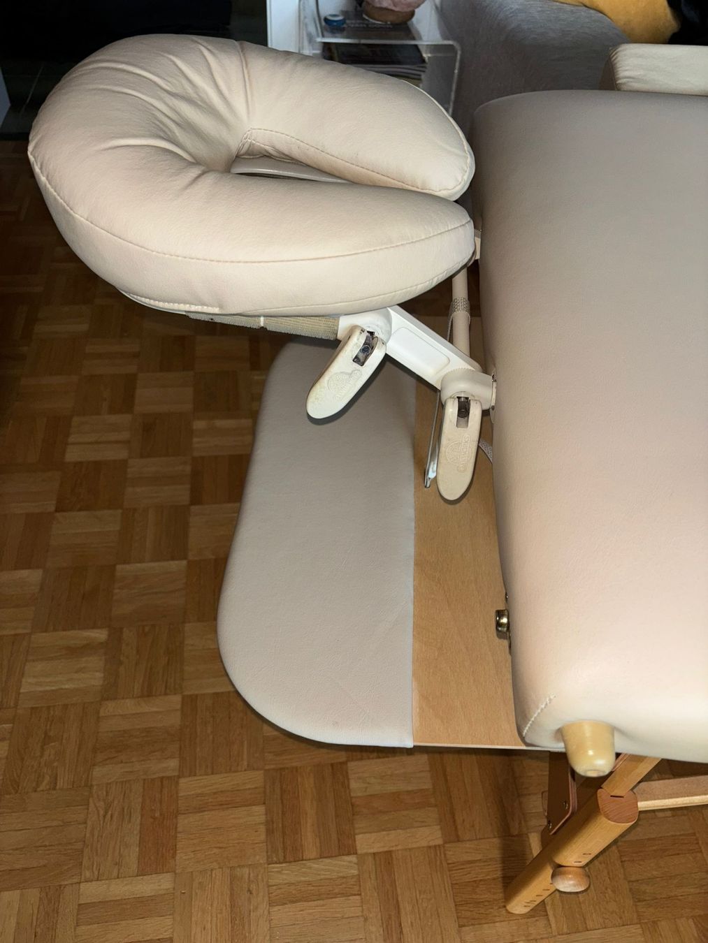Lettini & sedie per cosmetici: Table de massage pliable (set complet) – Usato da Territet venduto da mie_259q 2