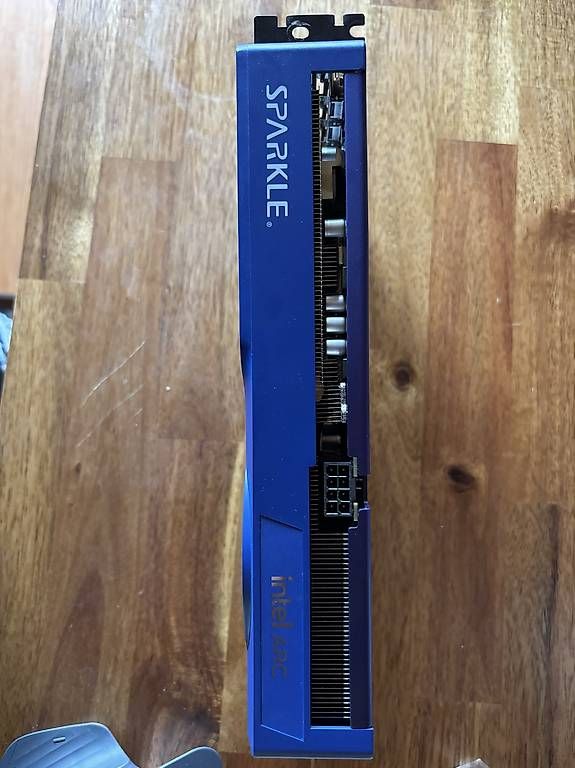 Intel Cartes graphiques: Intel arc b570 10 GB Sparkle – D'occasion à Appenzell Enggenh. par mat_ln6q
