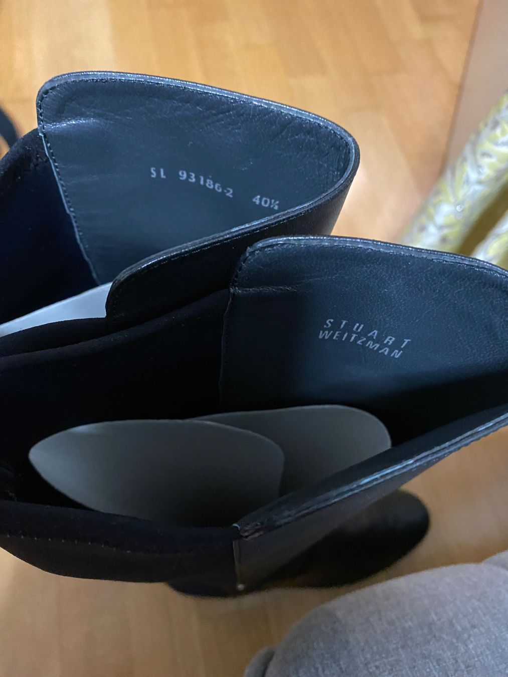 Stuart Weitzman Damenschuhe: Stuart Weitzman halfnhalf Leder Stiefel, schwarz – Gebraucht aus Uitikon Waldegg von MGC 5