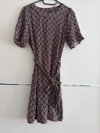 Kleid gemustert mit Bindegürtel, Grösse S/M