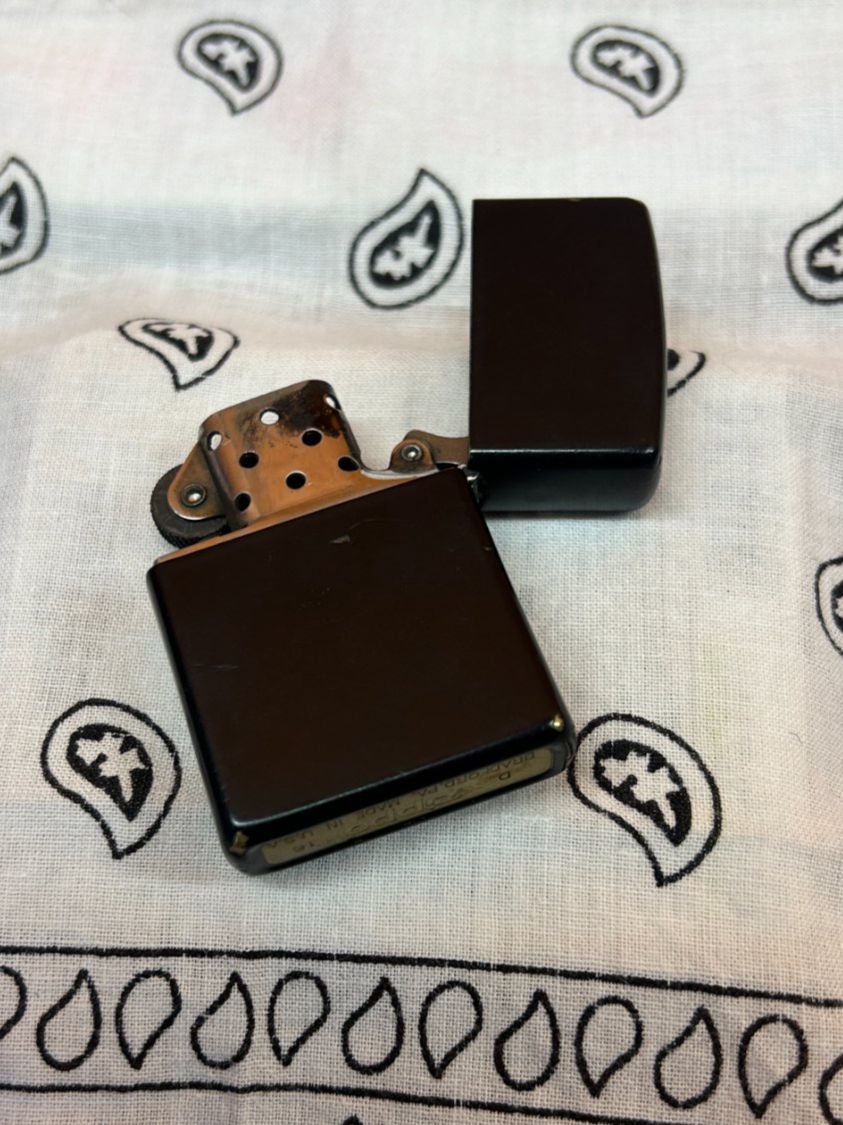Zippo Feuerzeuge: Zippo Levi's – Gebraucht aus Soyhières von Maponos 2