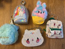Mini Anhänger Rucksack mit inhalt