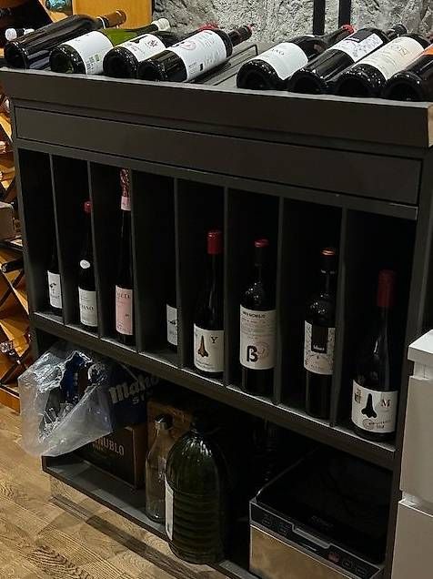 Scaffali: Weinschrank Weinaufbewahrung – Usato da Zürich venduto da panchichi82 1