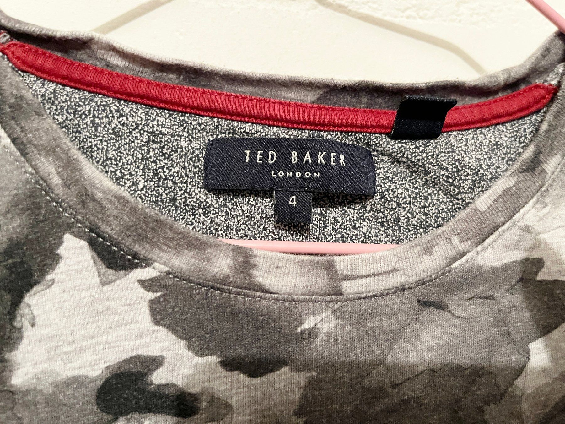 Zara T-shirts: T-Shirt Grösse M - Marke ZARA MAN – D'occasion à Glattbrugg par Ariel012 1