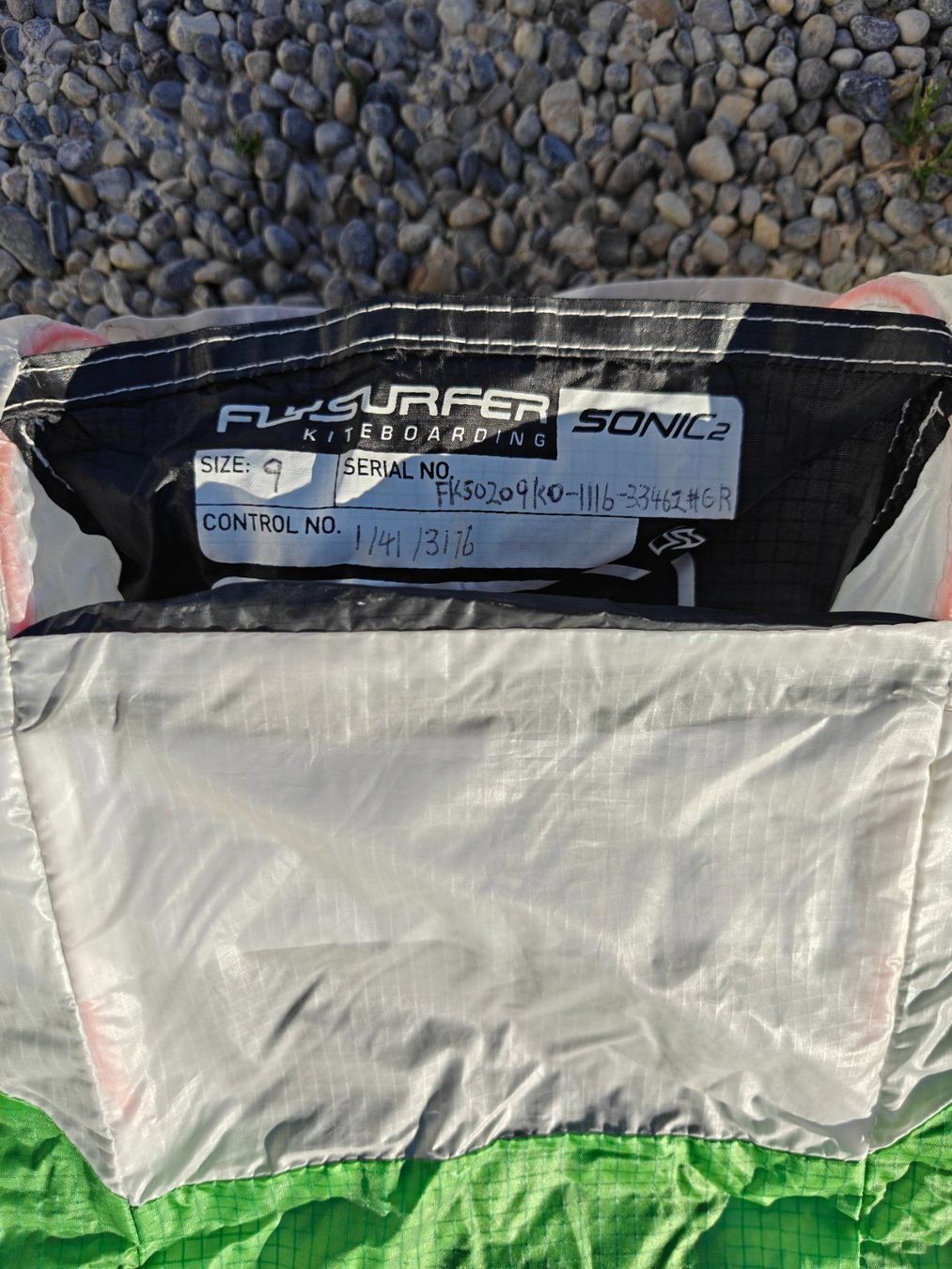 Flysurfer Aquilone: Flysurfer Sonic 2 + Infinity Bar Kite 9m² Snow&Wasserkite – Usato da Berlingen venduto da surfer0815 4