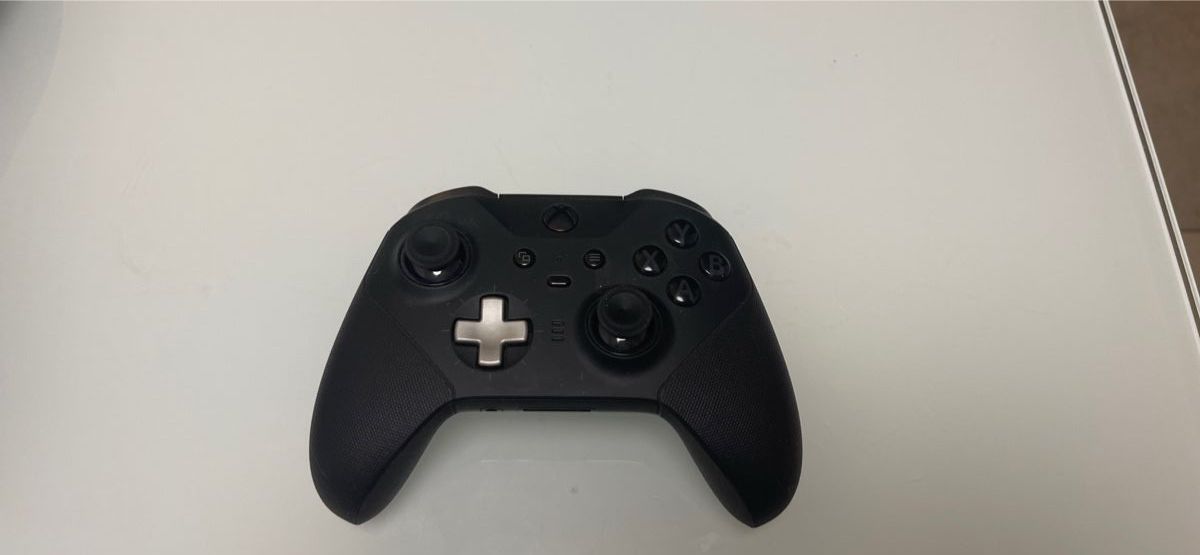 Microsoft Consoles: Xbox One S + Controller Elite + Giochi - perfetta! – D'occasion à Brissago par jmm_65pl 2