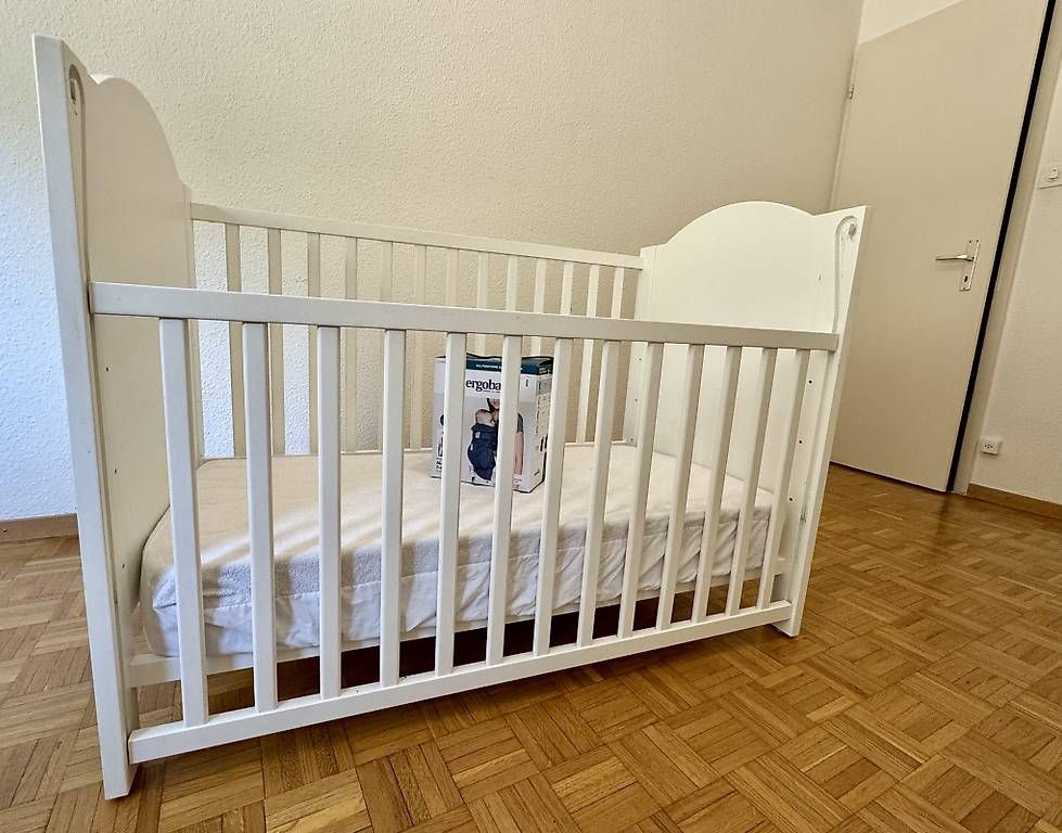 Letti: Lit pour bébé + matelas + protection imperméable – Usato da Genève venduto da CPreda 3