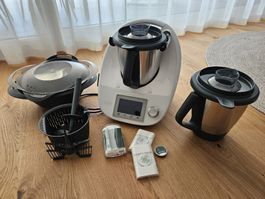 Thermomix TM5, inkl. 2. Mixtopf und allem Zubehör