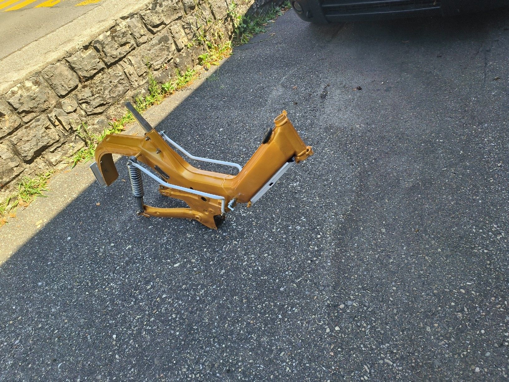 Puch Parti ricambio per ciclomotori: Puch S Rahmen mit Ausweis – Usato da Fulenbach venduto da Elektronik 4