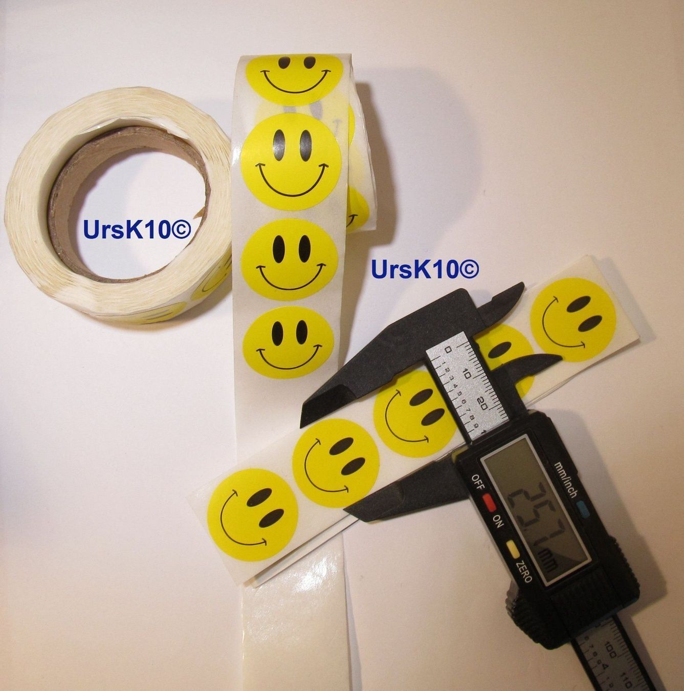 NEUE Smiley Emoji Sticker 25mm 56 Stück (Neu und originalverpackt) in ...