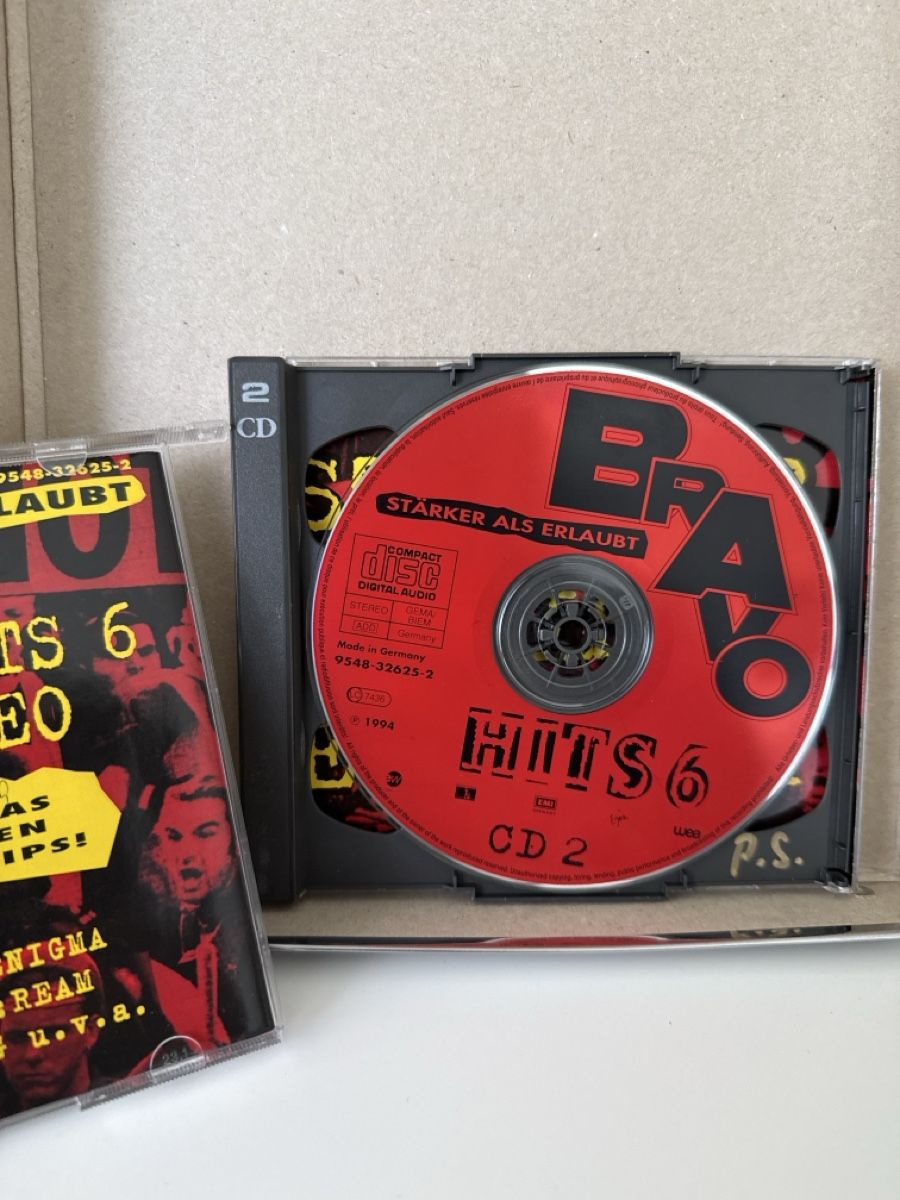 CDs: 2 CDs "Mega Hits 6" gebrauchter Zustand – D'occasion à Zuzwil SG par Boho-Style 3