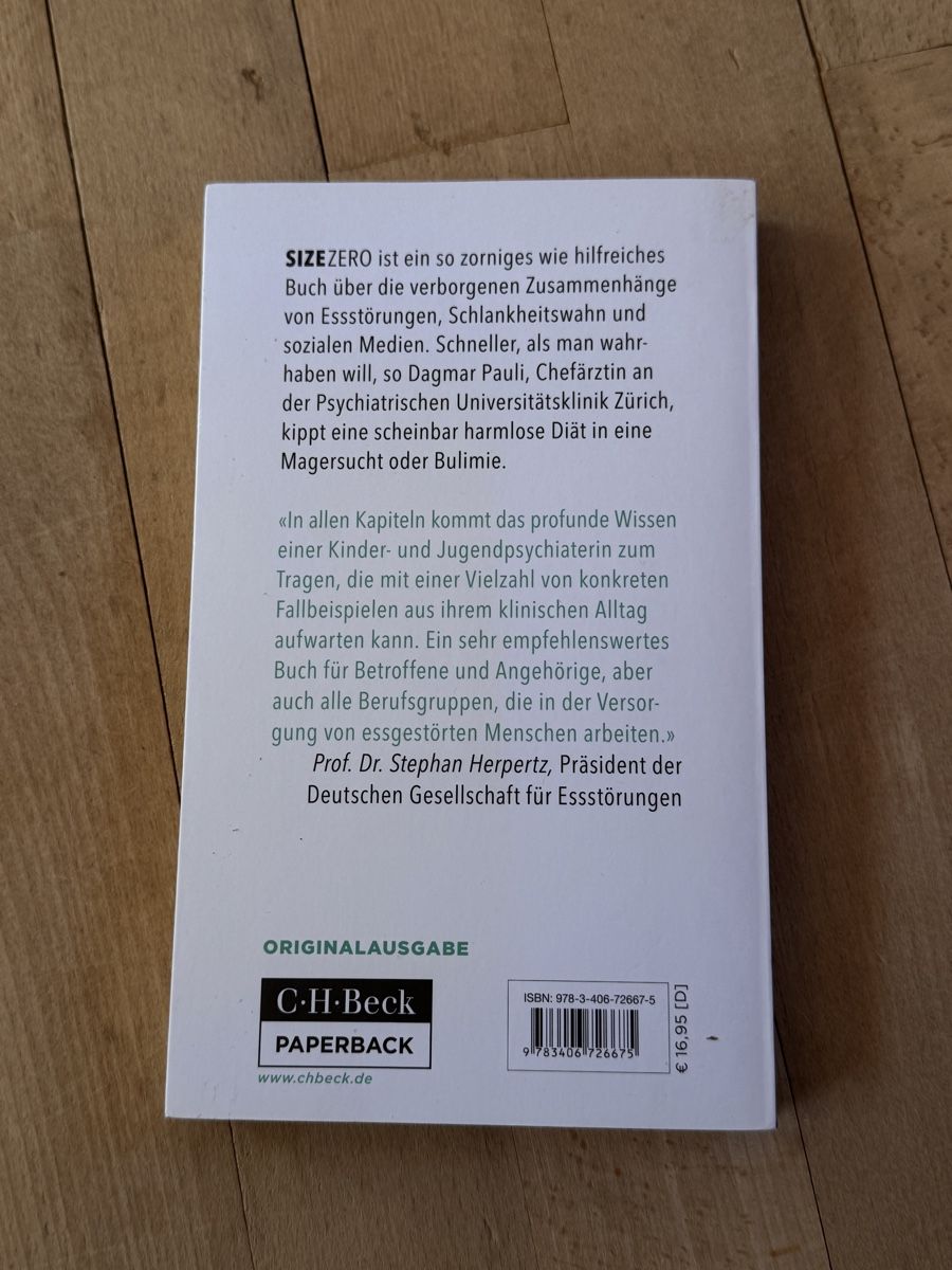 Libri: Buch Size Zero von Dagmar Pauli – Nuovo (secondo la descrizione) da Theilingen venduto da larilu15 1