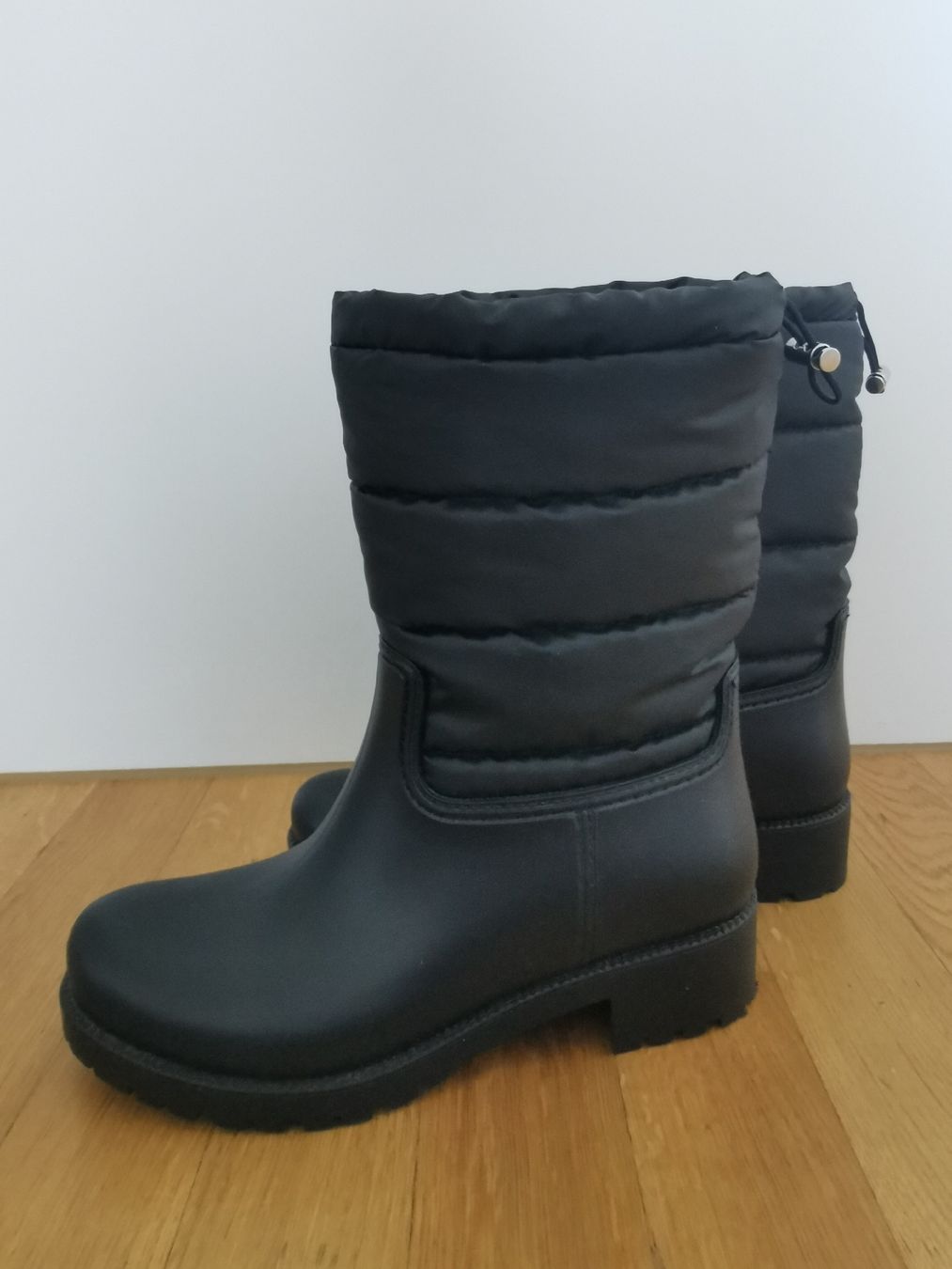 Dosenbach Scarpe da donna: Winterstiefel, Gr. 39, Schwarz – Usato da Glattbrugg venduto da riseca 3