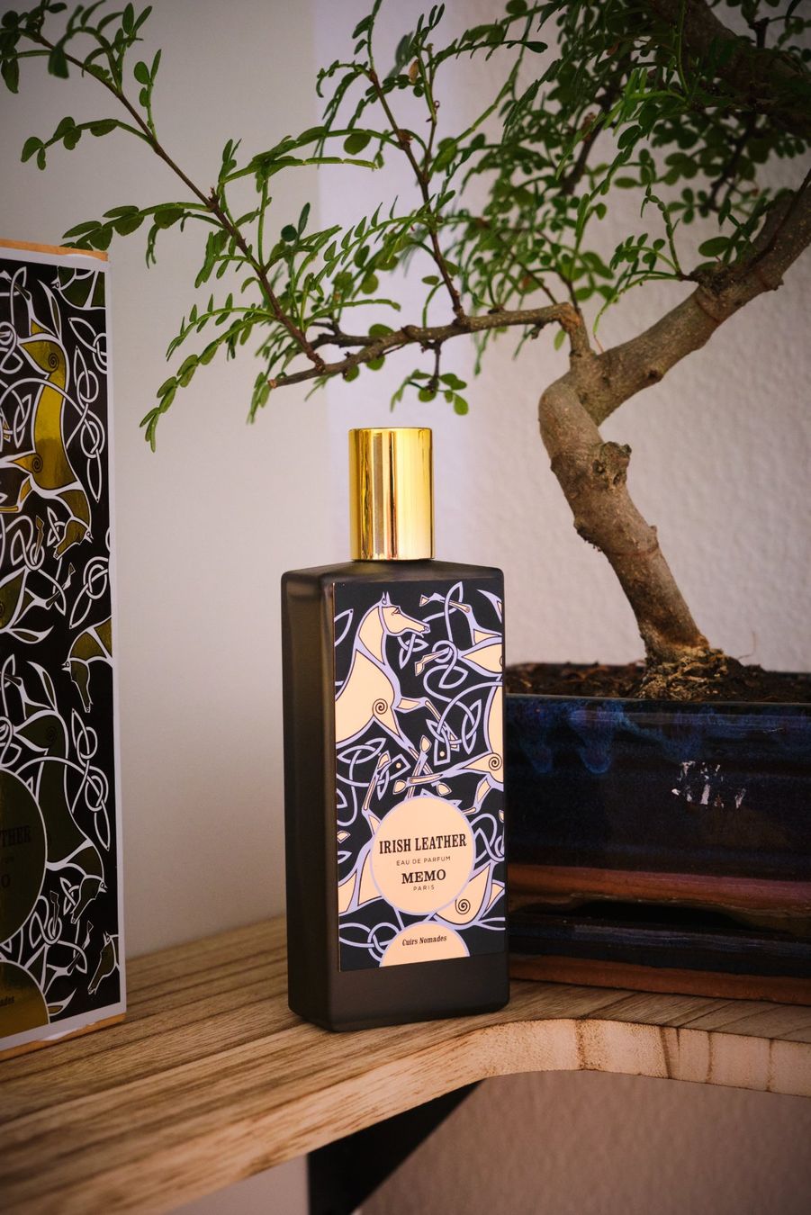 Profumi & Eau de Toilette: Irish Leather, Memo Paris (DECANT) – Usato da Neuchâtel venduto da switzer_scent